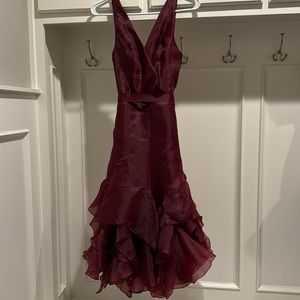 VENUS Burgundy Midi Dress